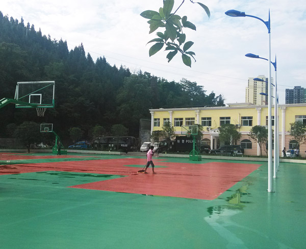 凤冈县公安局硅PU篮球场